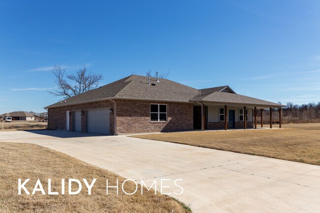 Photo - 306 Kirks Holw