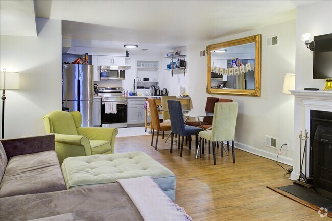 Building Photo - Charming 2 Bedroom 2 Bath Apartment in Was... Unit 1