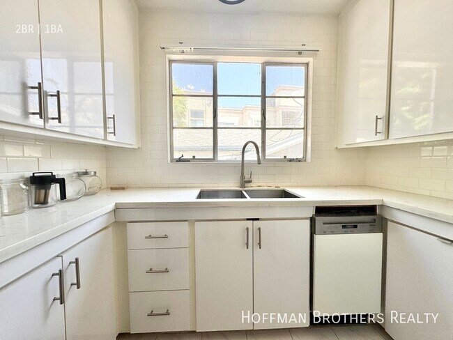 Photo - 1839 S Beverly Glen Blvd Unit 3