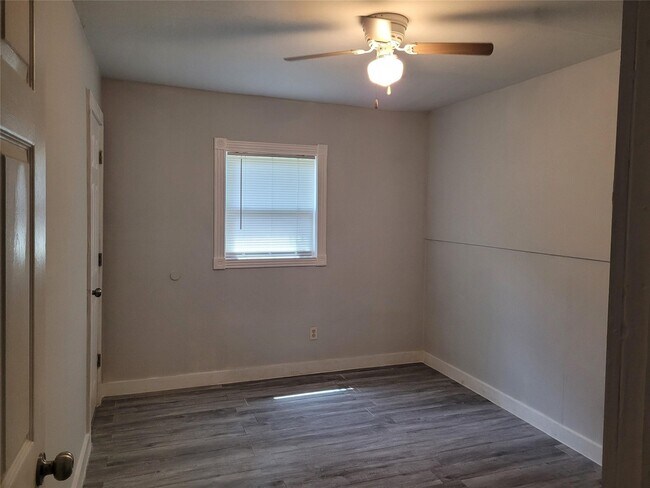 Photo - 2312 Ruth St Casa