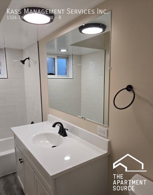 Photo - 1324 Tinker Way