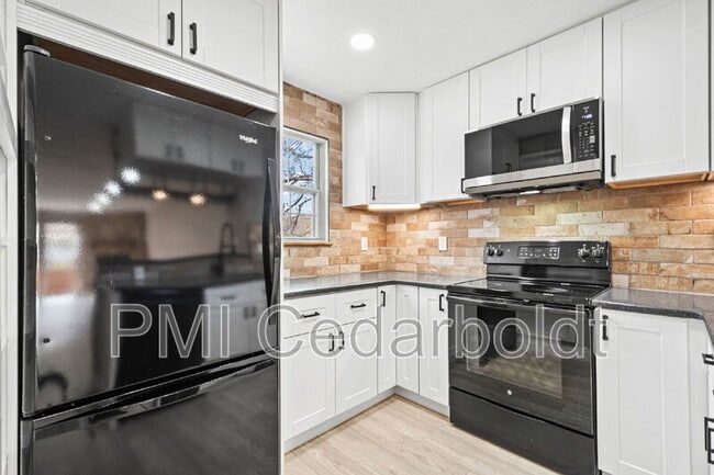 Photo - 2578 E Nichols Cir