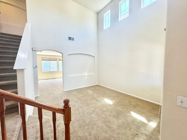 Photo - Lovely 2 Story Home In East Woodland In Great Location