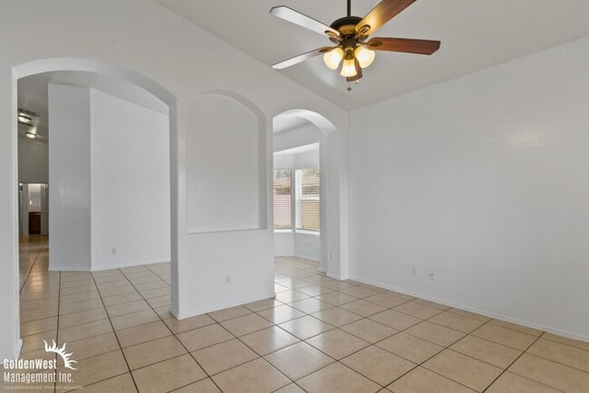 Photo - Inviting 3Bdm 1.5Ba Home in Sunnyslope Near North Mountain