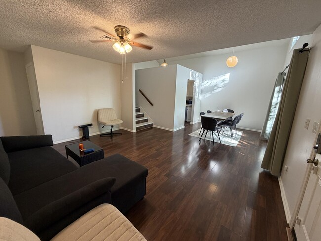 Photo - 1584 39th Ave