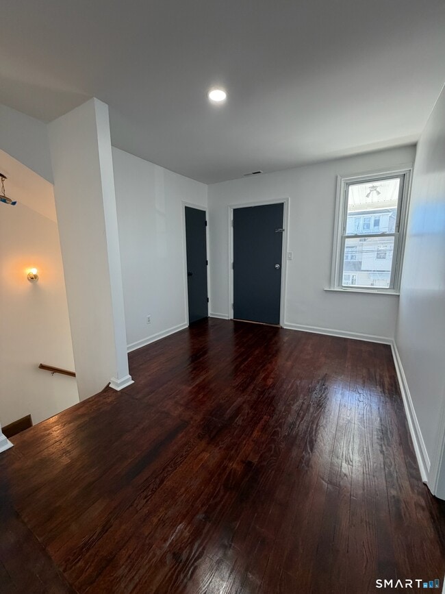 Photo - 144 Whittier St Unit 2