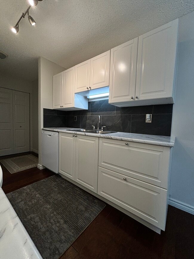 Photo - 14004 26 St NW Unit 110