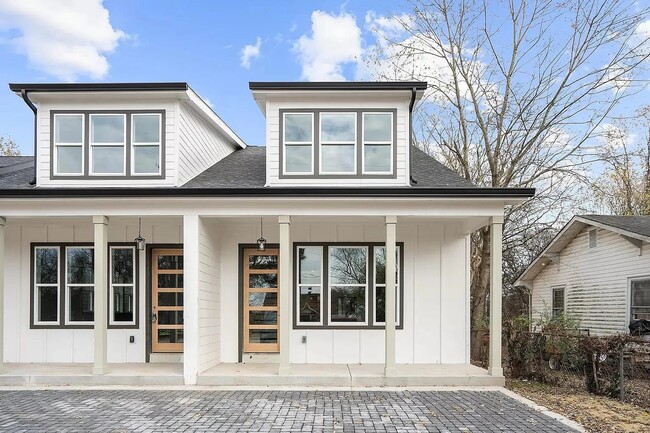 Building Photo - 4813 Woods St