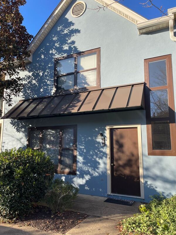 Photo - 584 Pebblecreek Ct