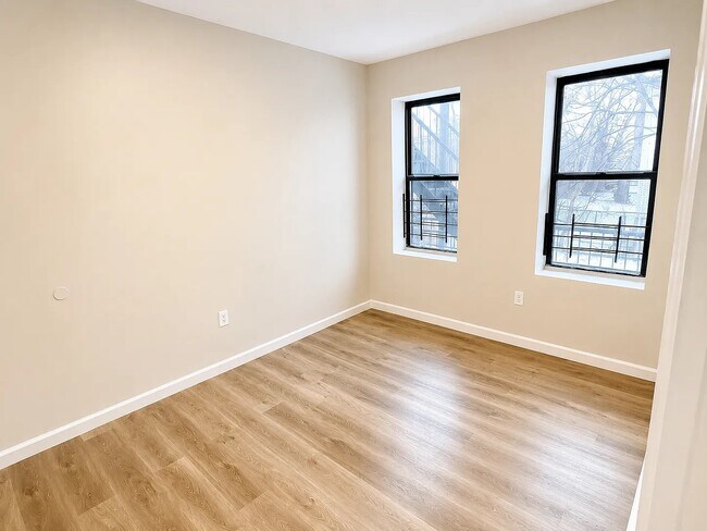 Photo - 383-385-385 Avon Ave Unit 3R