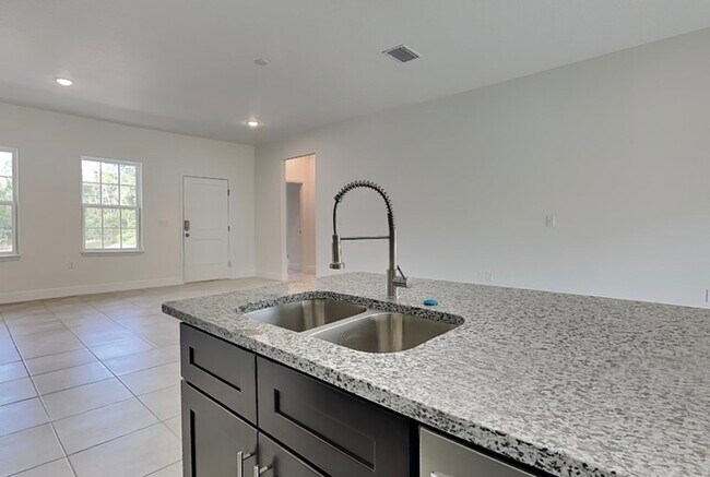 560 Marion Oaks Blvd