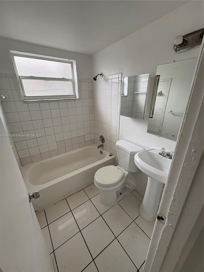 Photo - 1474 NW 61st St Unit 1