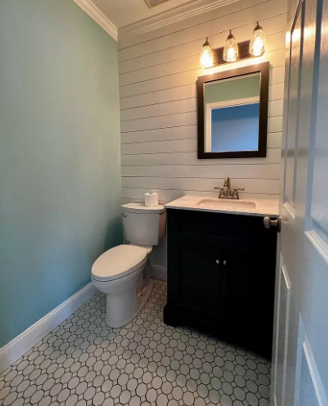 Photo - 3 Bedroom 2.5 Bath Townhouse in Woodlands Community of West Chester