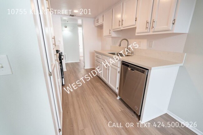 Photo - 10755 Kling St Unidad 201