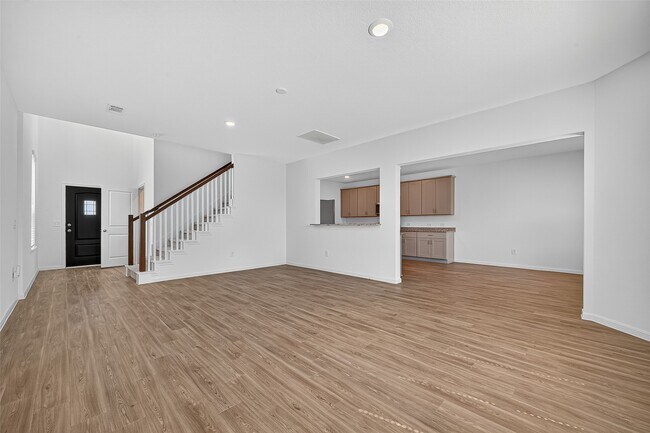 Photo - 1028 Laguna Cv Dr