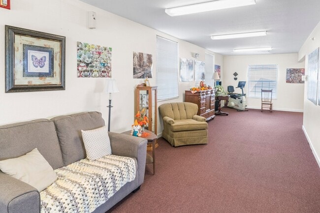 Photo - Stratford Place Apartments - Senior Living