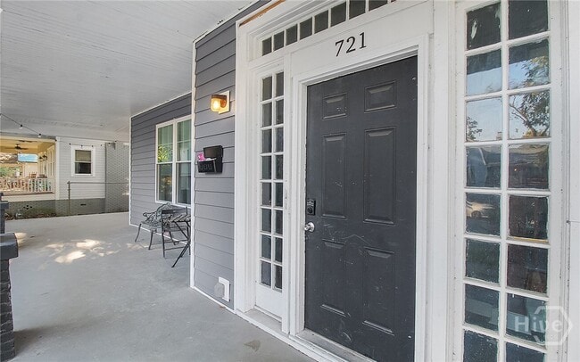 Photo - 721 E 36th St