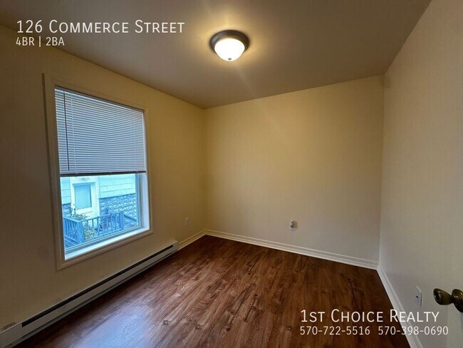 Photo - 126 Commerce St