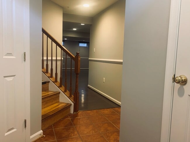 Vestíbulo 1 - 6520 Landing Way