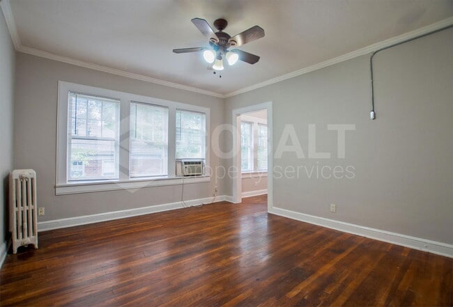 Photo - 674 Somerset Terrace NE Unit 1