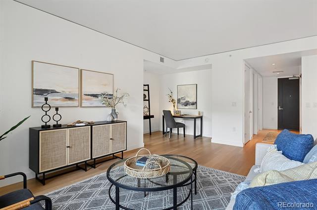 Photo - 1750 Wewatta St Unit 1121