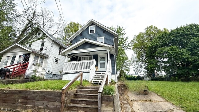 Building Photo - 987 Boone St