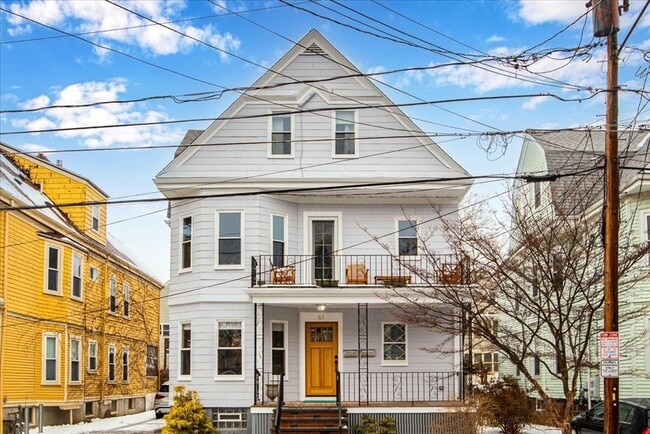 Photo - 61 Lowden Ave