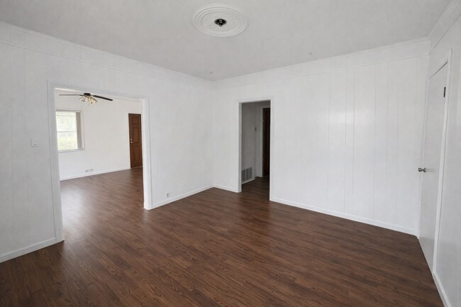 Photo - 1604 Calloway St