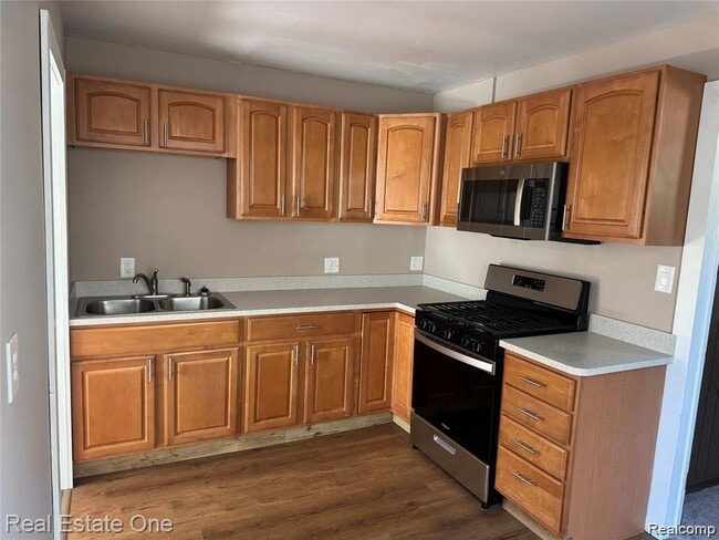 Photo - 26122 Beverly Rd