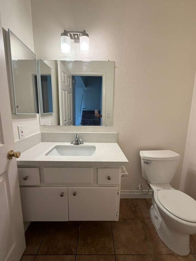 Photo - 14892 Harper St Unit B