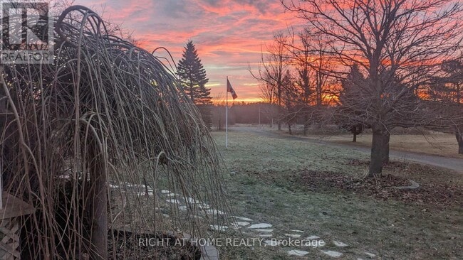 Photo - 1258 Stacey Rd
