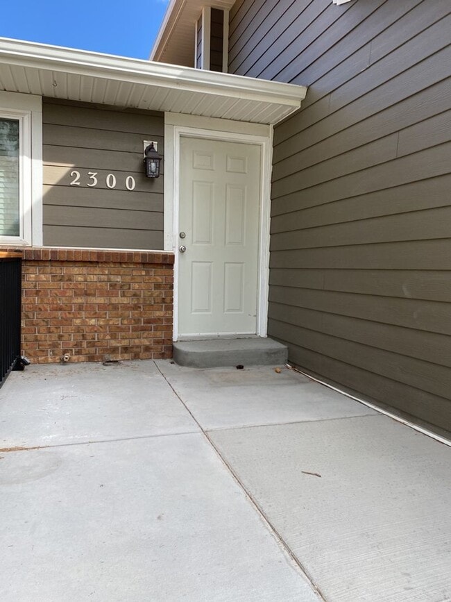Photo - Spacious West-Side Tri-Level Home