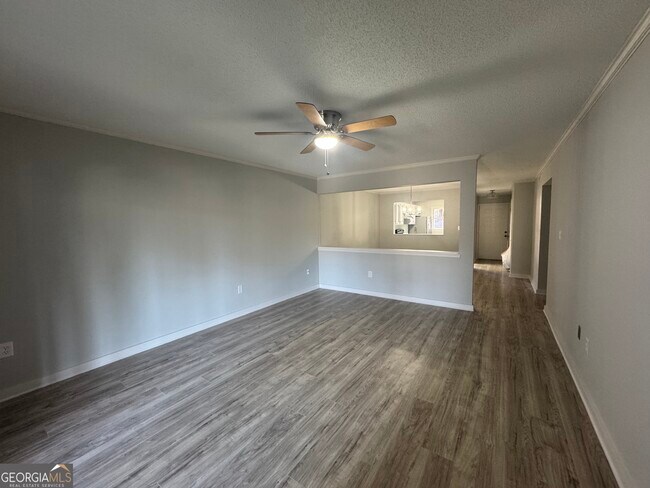 Photo - 2505 W Broad St Unit APT 212