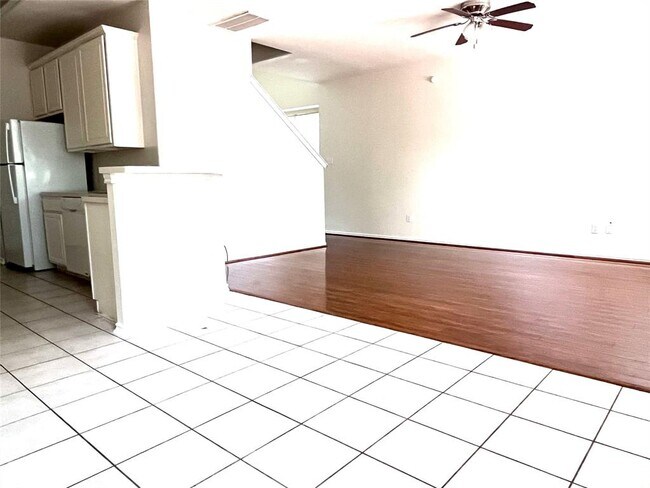 Photo - 14 Scenic Brook Ct