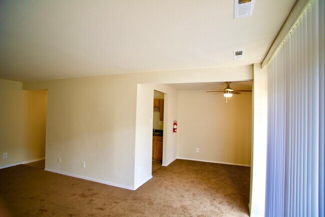 Photo - Oxford Manor