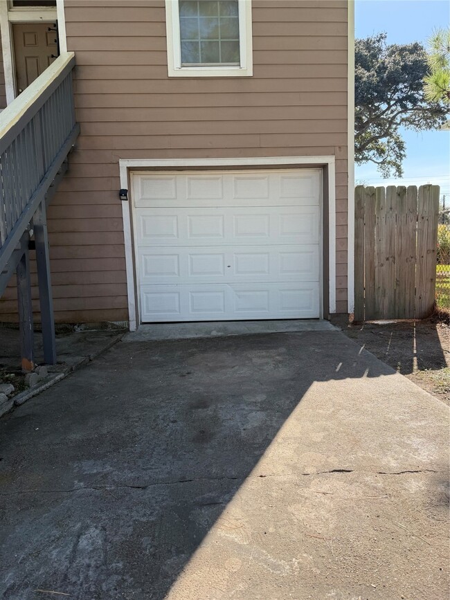 Photo - 4505 Avenue K