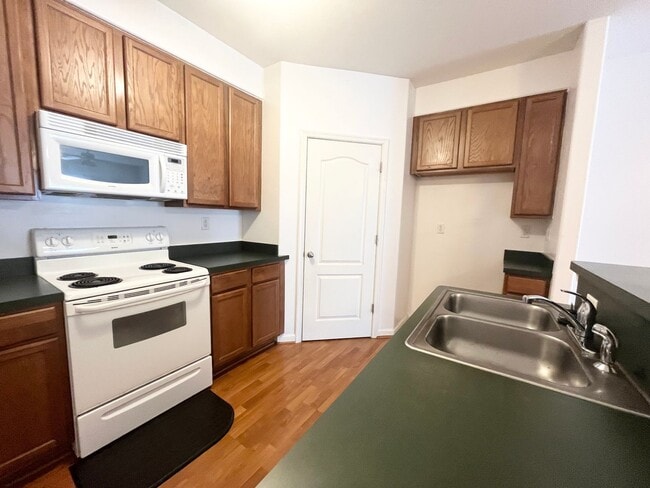 Photo - 406 Osprey Cv