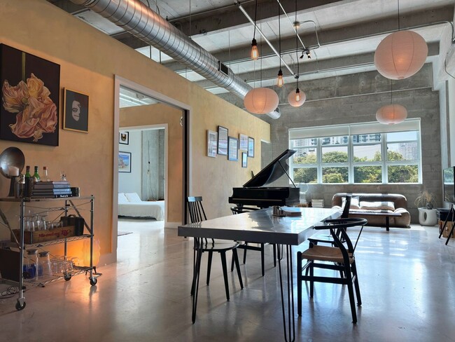 NY-style industrial loft - NY-style industrial loft