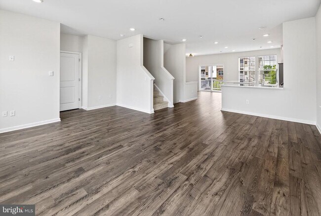 Photo - 25 Stanton Rd