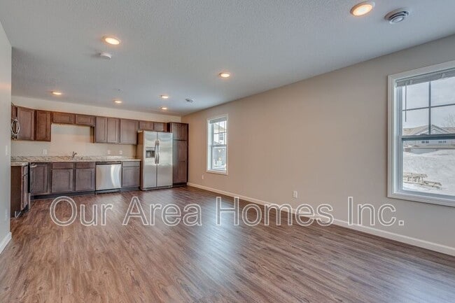 Building Photo - 12648 Pond View Rd