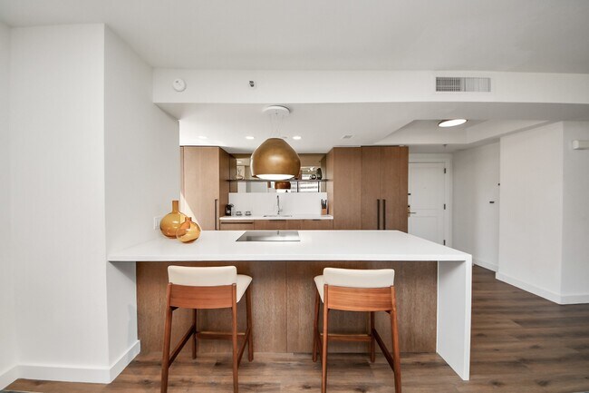 Photo - 1300 Lamar St Unit T3