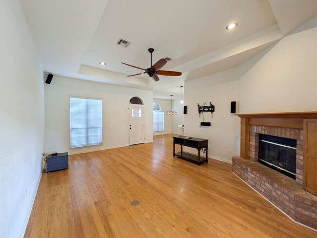 Photo - 7647 Rosewood Dr