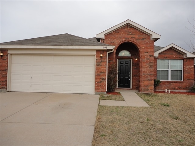 Building Photo - 903 Plumeria Dr
