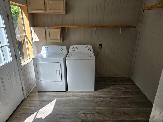 Photo - 4928 Oleander Dr