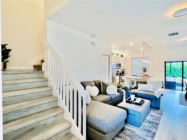 Photo - 25532 SW 108th Ave