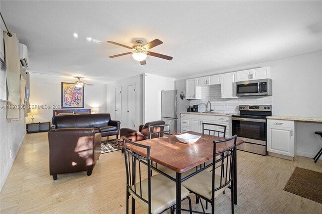 Photo - 1181 NE 160th St Unidad 0