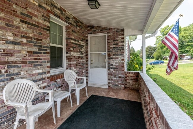 Photo - Maryville 37804 - 2 bedroom, 1 bath home w...