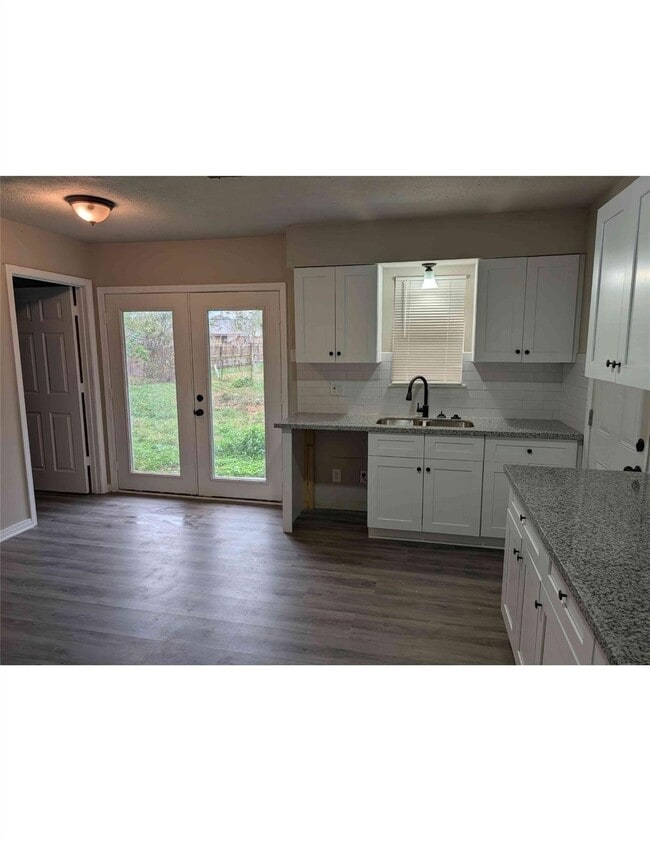 Photo - 10922 Lockgate Ln