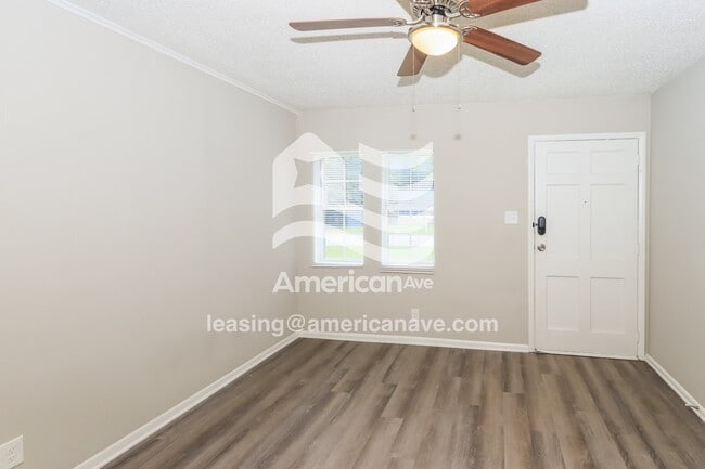 Photo - 505 Madrid St