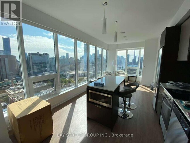 Photo - 203 College St Unit 2108